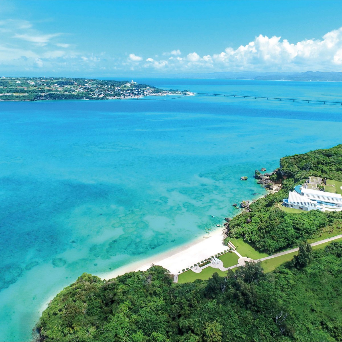 沖繩海外婚禮,聖陶芮塔教堂,Centlegenda Chapel,沖繩婚禮行程規劃,沖繩5天4夜,海外婚禮顧問,美國村婚禮,沖繩教堂推薦